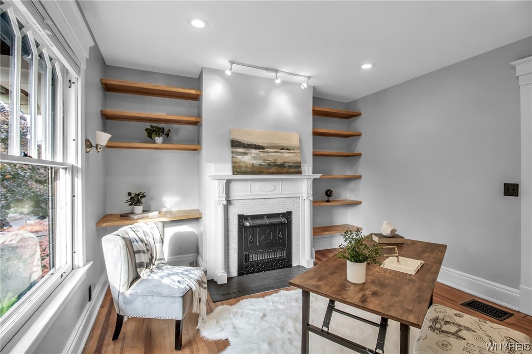 Sold 380 Bird Avenue, Buffalo, NY 14213, West Side 3 Beds / 1 Full