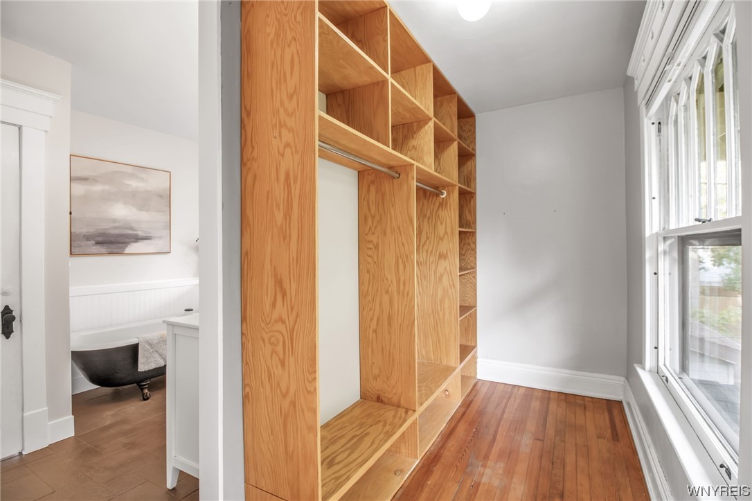 Sold 380 Bird Avenue, Buffalo, NY 14213, West Side 3 Beds / 1 Full