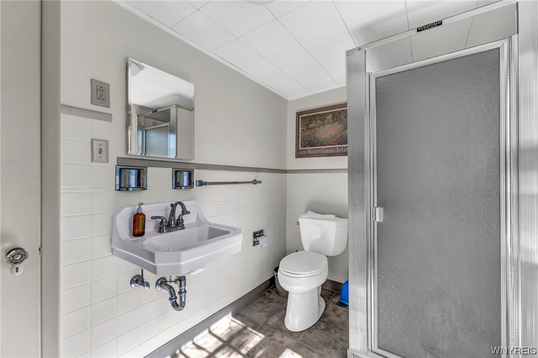 65 Tillinghast Place, Buffalo, NY 14216, North Buffalo