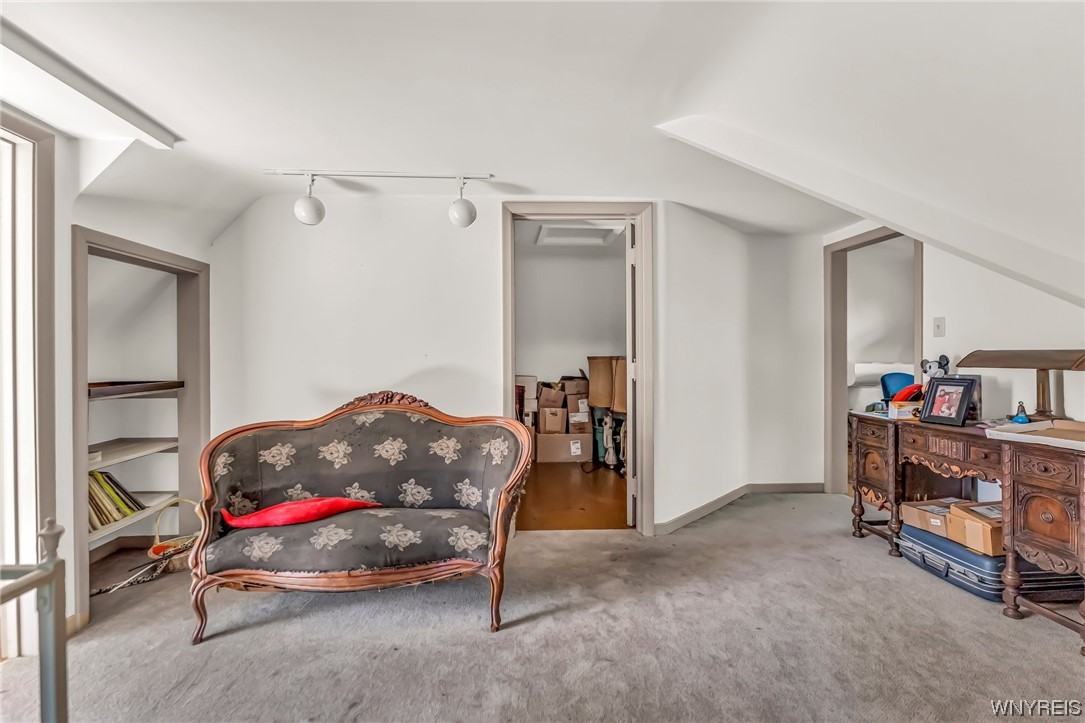 65 Tillinghast Place, Buffalo, NY 14216, North Buffalo