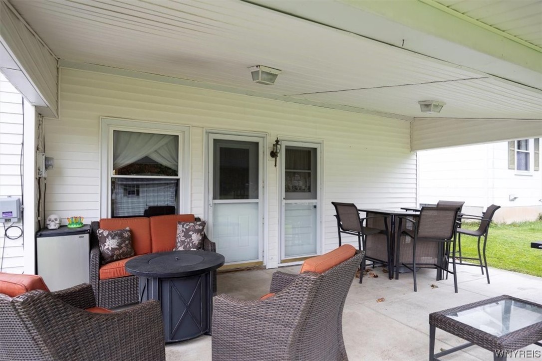 221 Marrano Drive, Lancaster, NY 14043