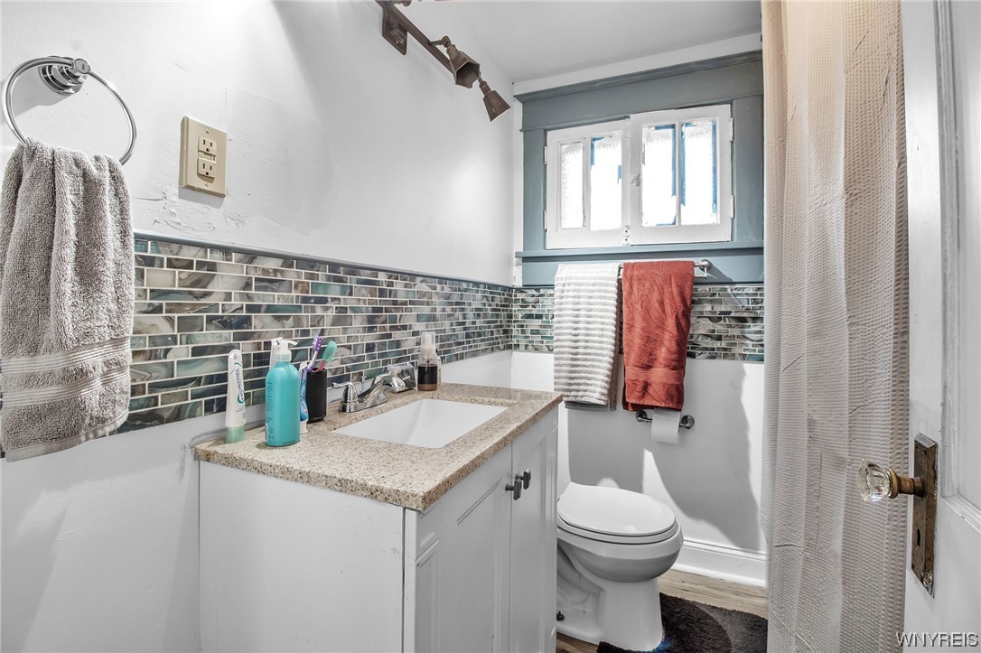 44 Preston Road, Cheektowaga, NY 14215