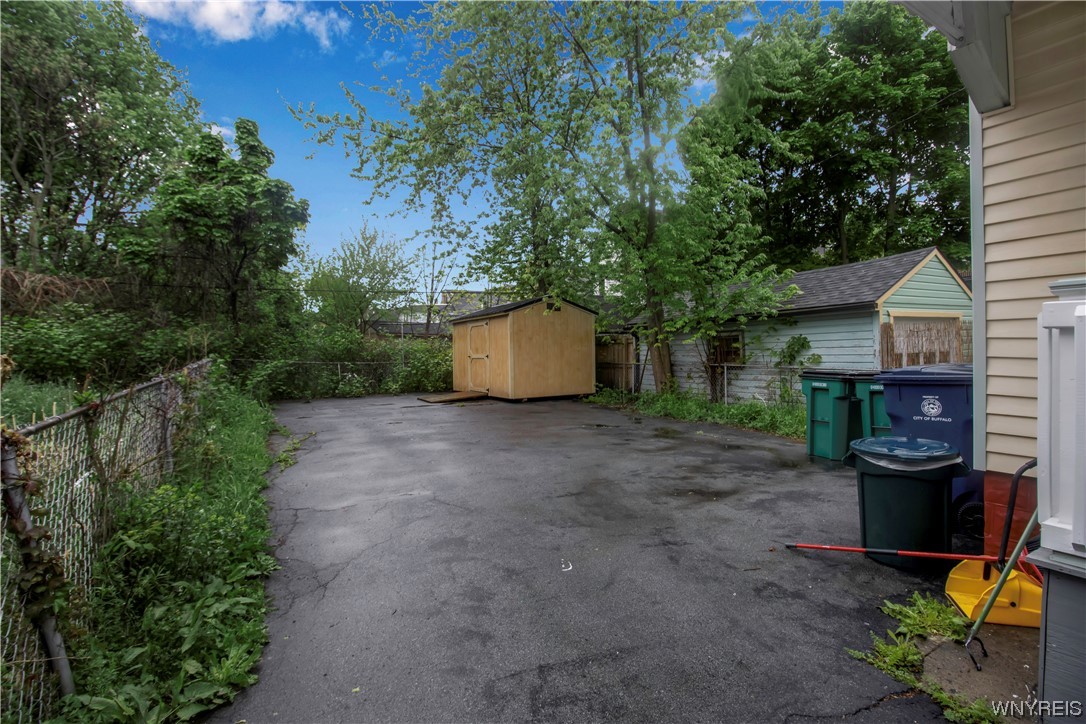 For Sale 445 Vermont Street, Buffalo, NY 14213, West Side 5 Beds / 2 Full Baths 439,900