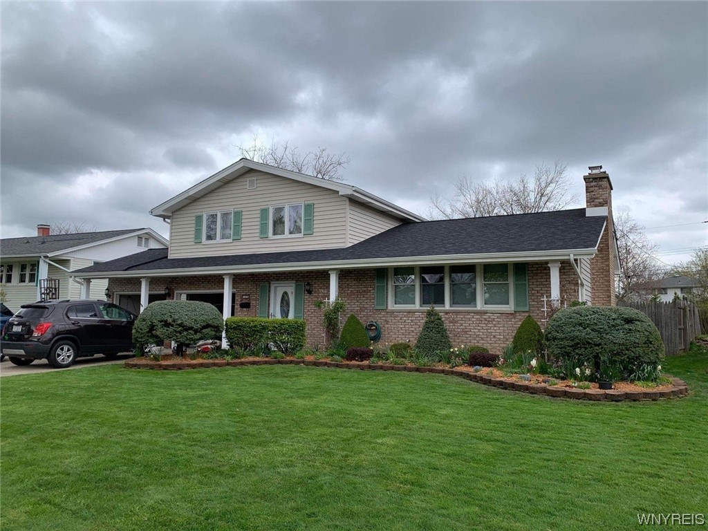 For Sale 123 Dalewood Drive, Amherst, NY 14228 3 Beds / 2 Full Baths