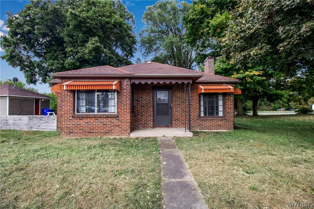 6505 Ridge Road, Newfane, NY 14094