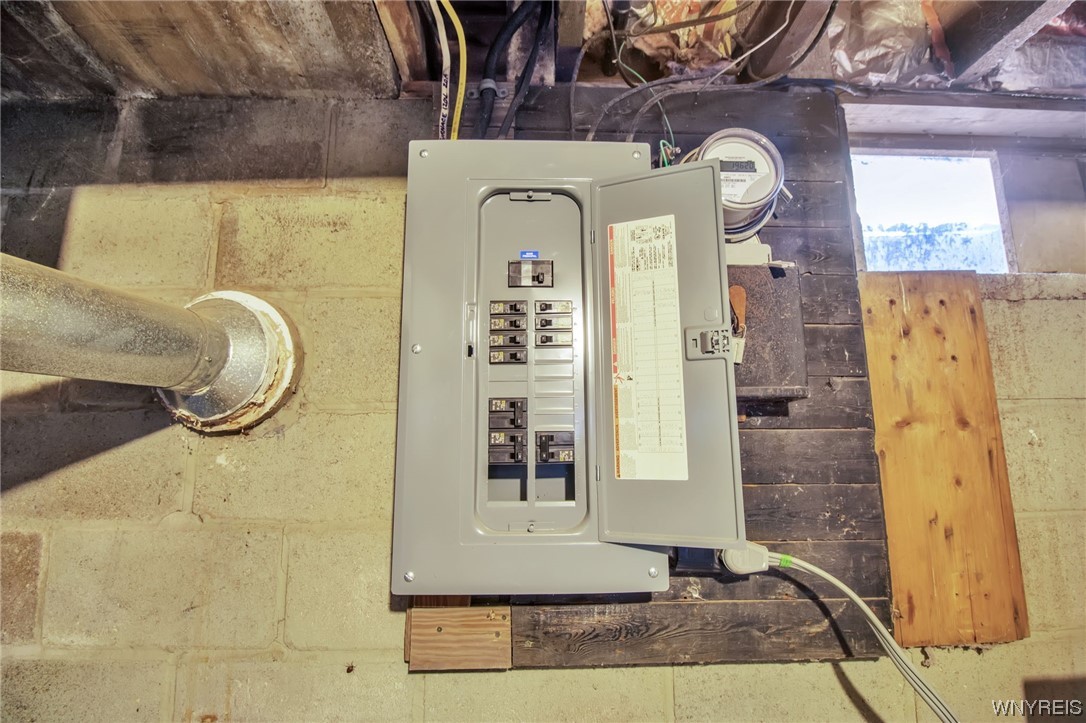 6505 Ridge Road, Newfane, NY 14094