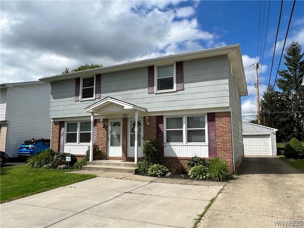 Sold 172 S Seine Drive, Cheektowaga, NY 14227 3 Beds / 1 Full Bath