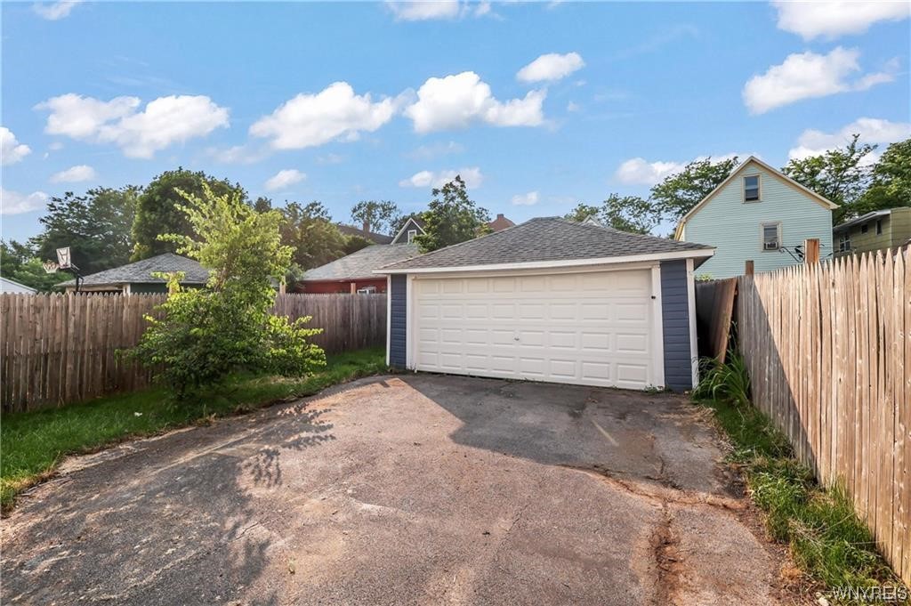 Sold 78 Briggs Avenue, Buffalo, NY 14207, Riverside 4 Beds / 2 Full