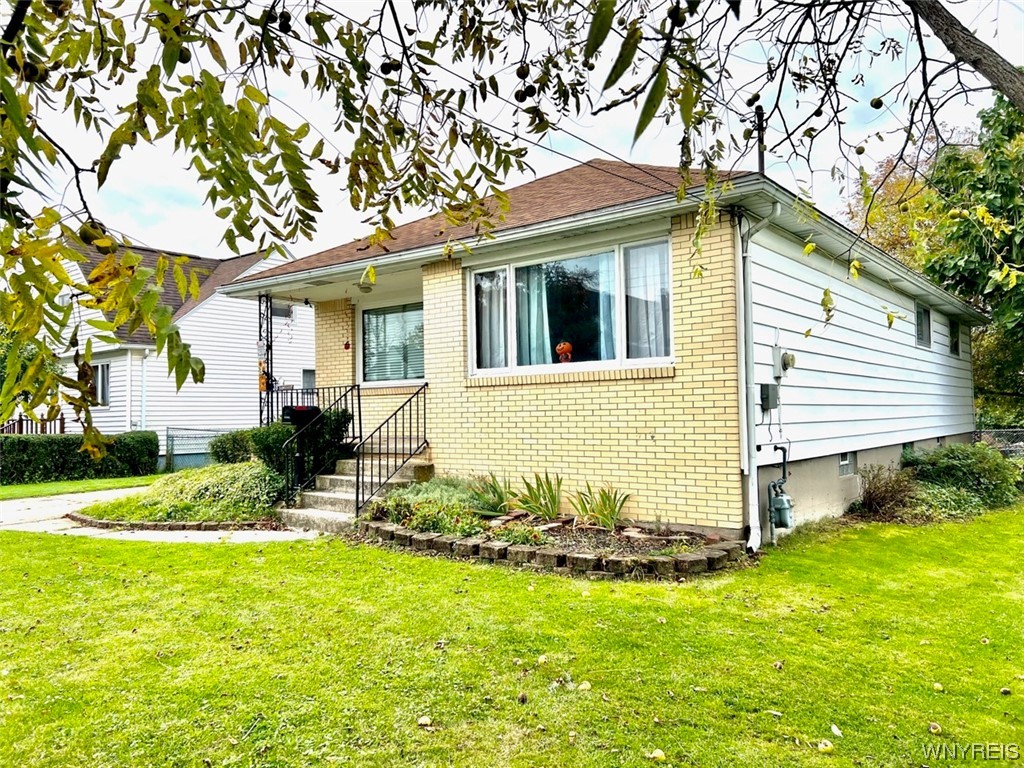 For Sale 38 Barnard Street, Buffalo, NY 14206, Kaisertown 3 Beds / 1