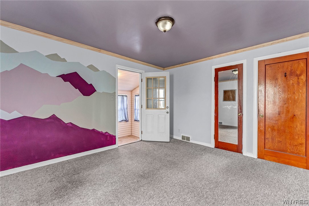 Sold 215 S Huxley Drive, Cheektowaga, NY 14225 4 Beds / 1 Full Bath