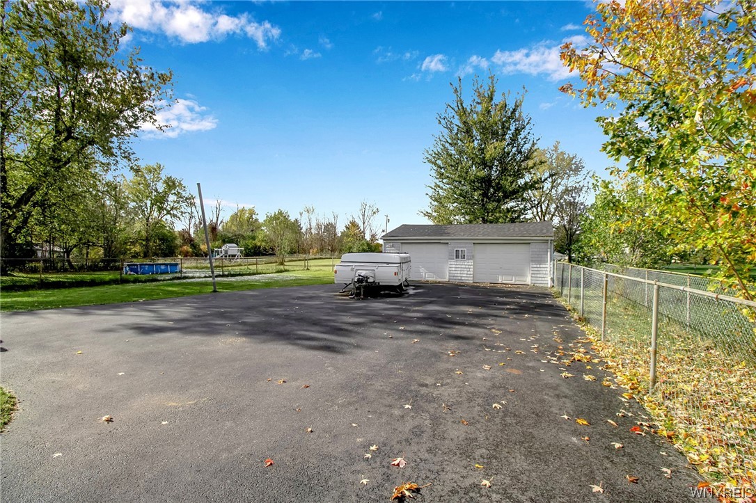 For Sale 764 Beach Road, Cheektowaga, NY 14225 3 Beds / 1 Full Bath