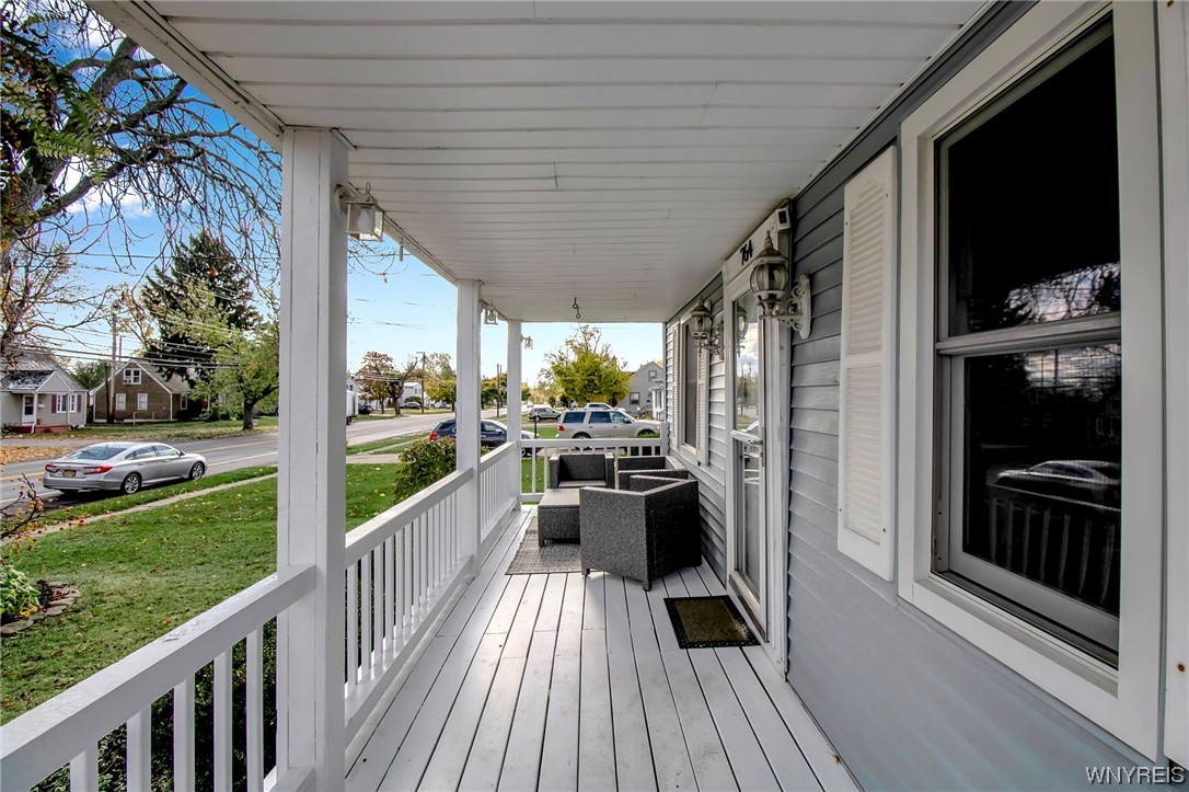 For Sale 764 Beach Road, Cheektowaga, NY 14225 3 Beds / 1 Full Bath