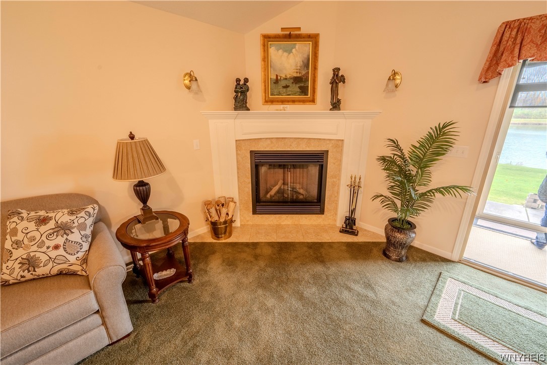 For Sale 8 Forest Lake Drive, Wheatfield, NY 14120 2 Beds / 2 Full