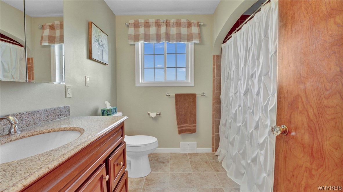 For Sale 9719 Jennings Road, Eden, NY 14057 3 Beds / 2 Full Baths