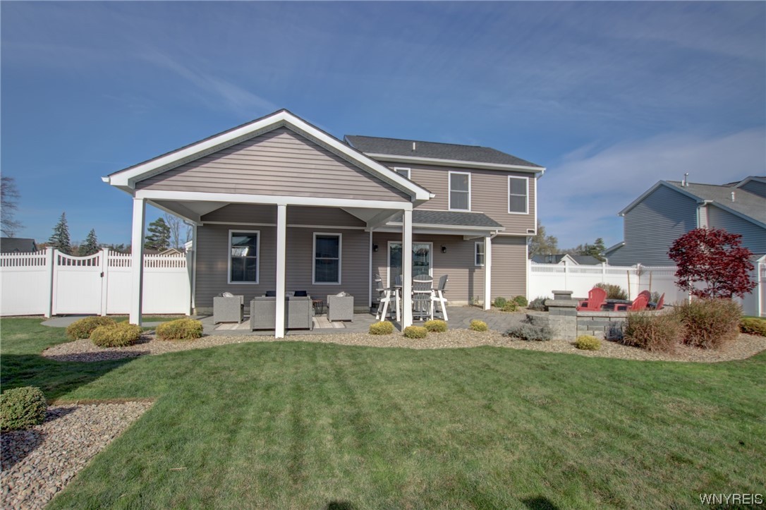 For Sale 3627 Delilah Lane, Hamburg, NY 14075 3 Beds / 1 Full Bath