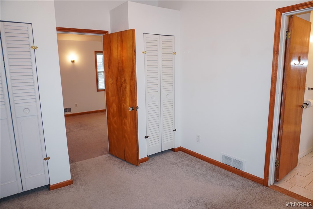 For Sale 1122 Brighton Road, TonawandaTown, NY 14150 2 Beds / 2