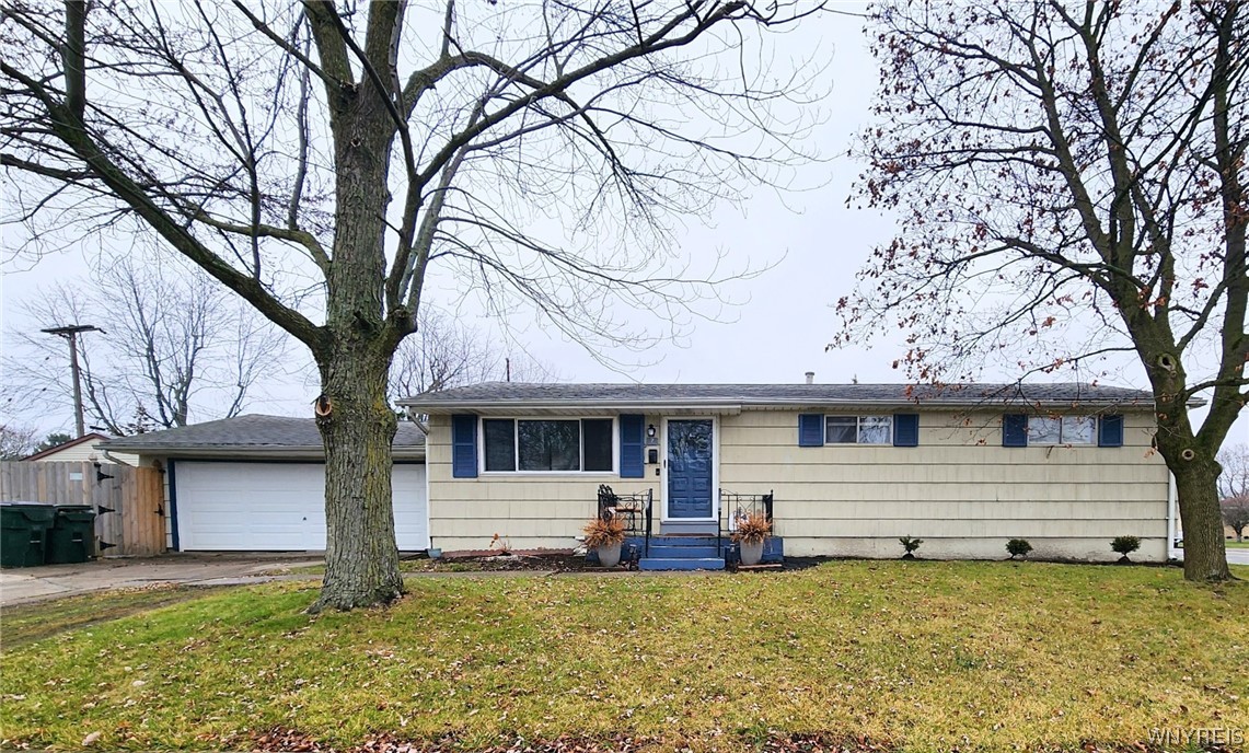 For Sale 7 Colgate Drive, Cheektowaga, NY 14043 3 Beds / 1 Full Bath