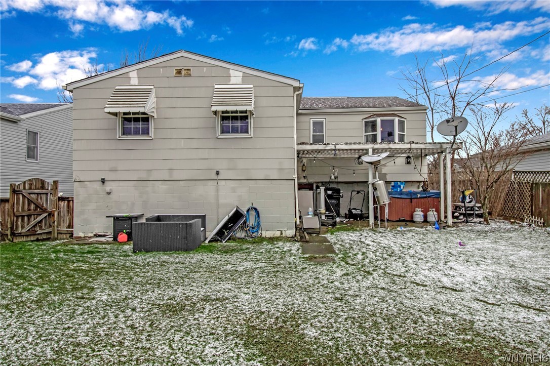 59 W Rouen Drive, Cheektowaga, NY 14227