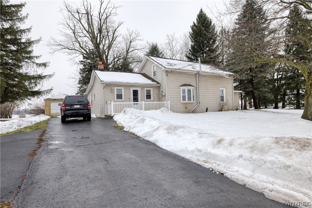 309 Pleasant View Drive, Lancaster, NY 14086