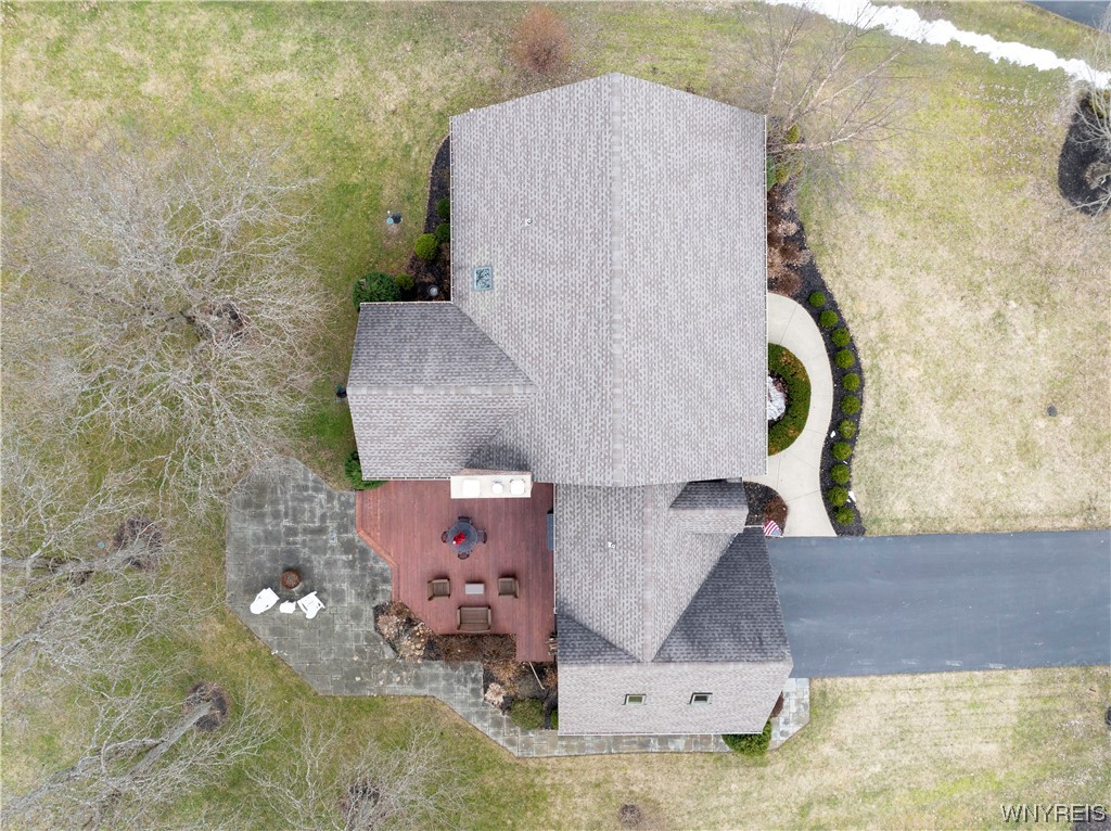 18 Braunview Way, Orchard Park, NY 14127