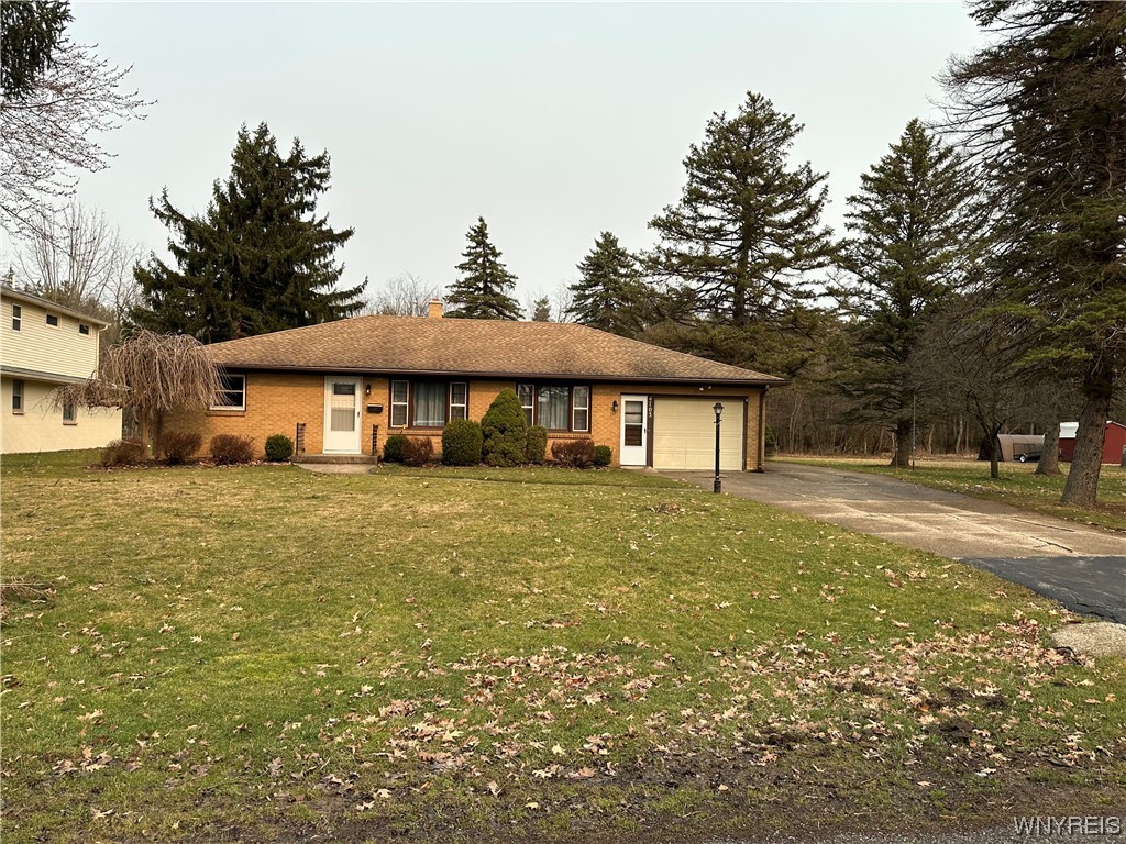 4703 Hedgewood Drive, Clarence, NY 14221