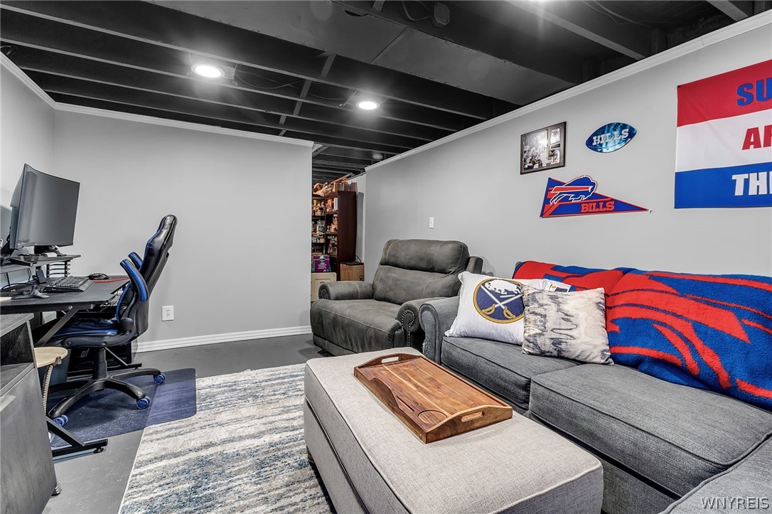 4810 Bay View Road, Hamburg, NY 14075