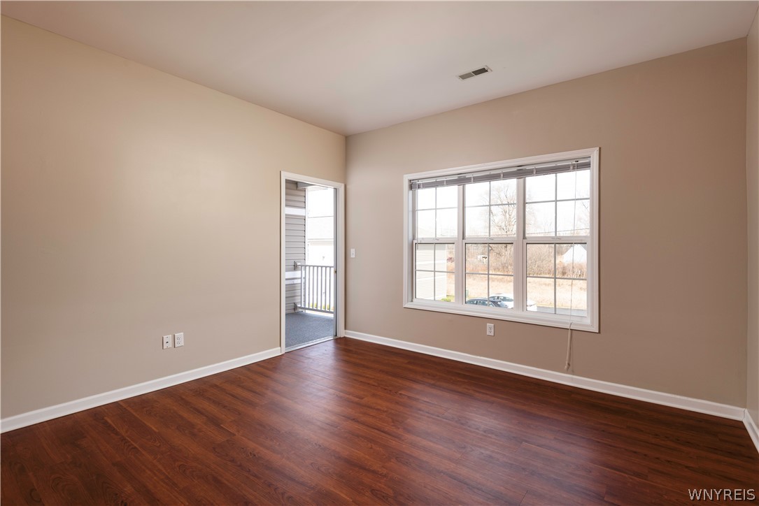 15 Stonington Lane, 8, Amherst, NY 14228