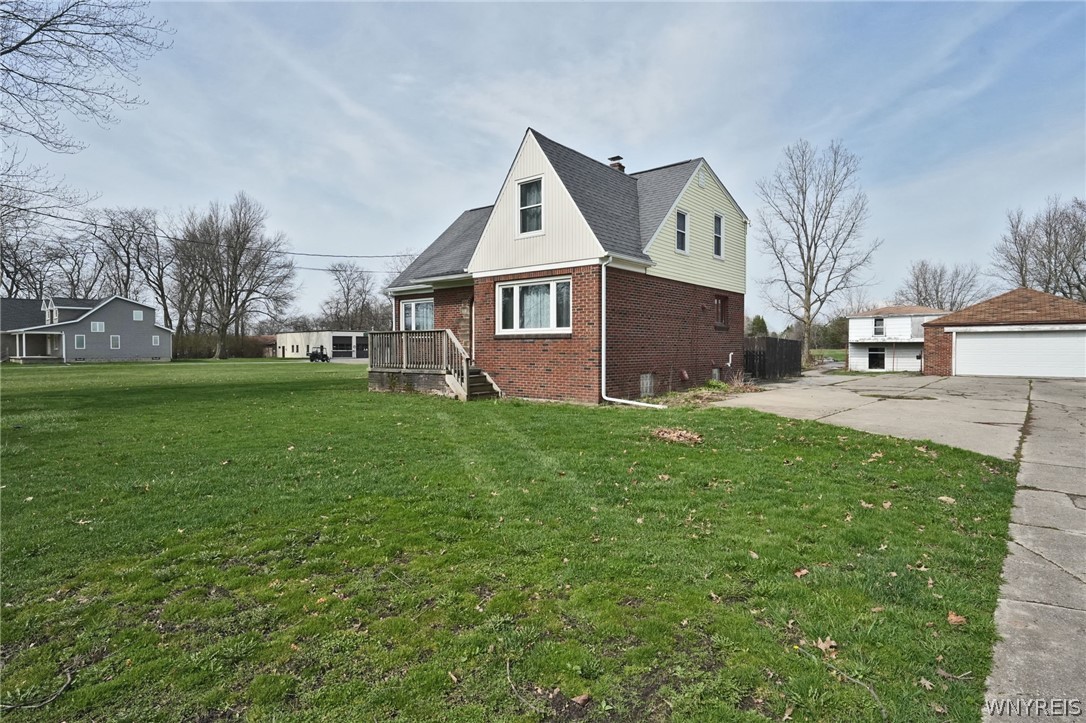 2982 Clinton Street, West Seneca, NY 14224