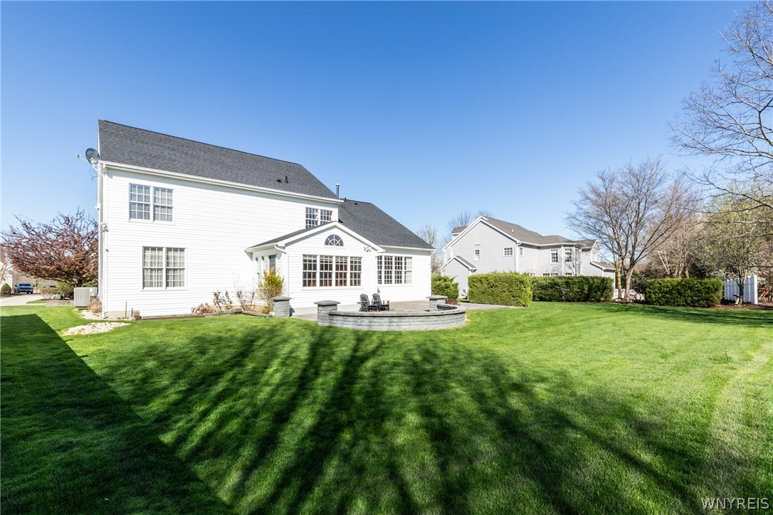 5628 Martha's Vineyard, Clarence, NY 14032