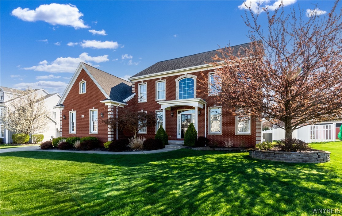 5628 Martha's Vineyard, Clarence, NY 14032