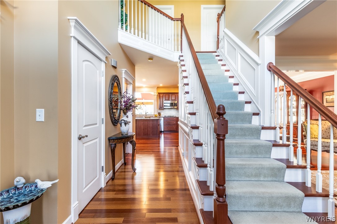 5628 Martha's Vineyard, Clarence, NY 14032