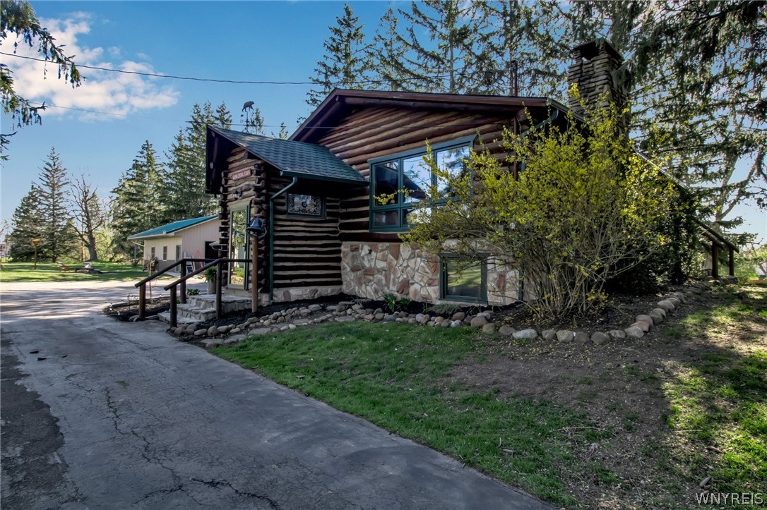 175 Schultz Road, West Seneca, NY 14224