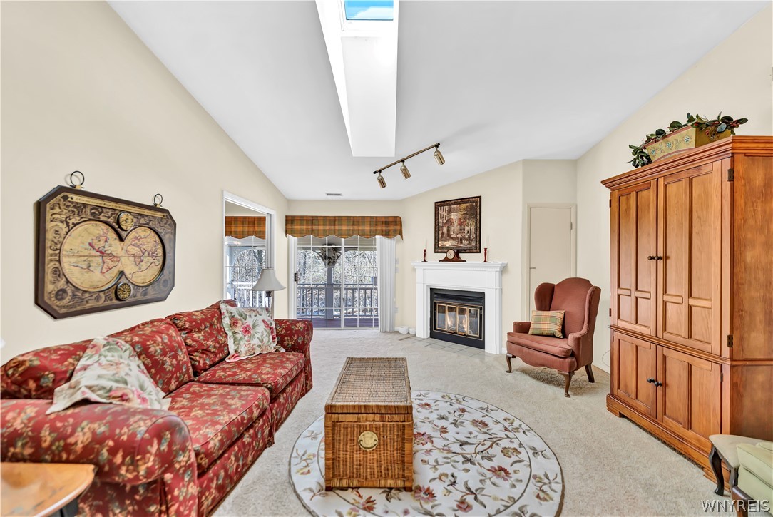 1105 Youngs Road, H, Amherst, NY 14221