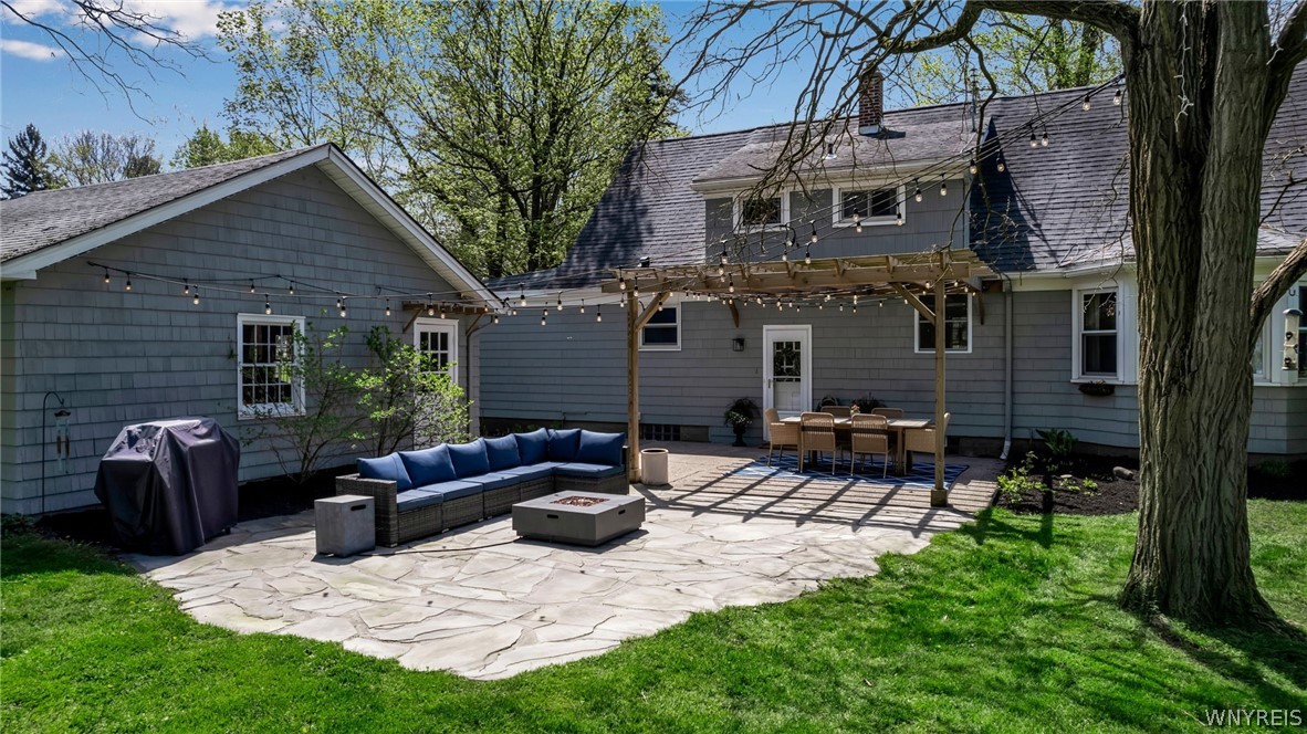 10680 Stage Road, Clarence, NY 14031