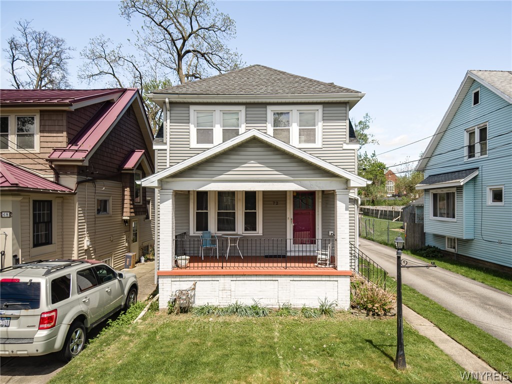 72 Ebenezer Drive, West Seneca, NY 14224