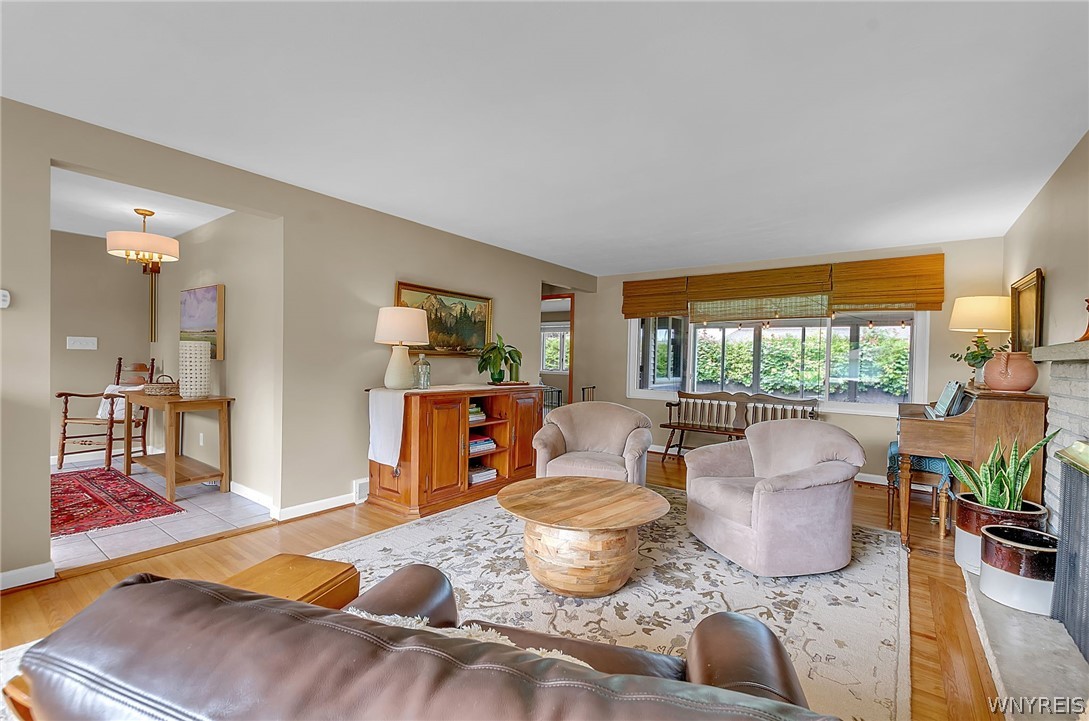 4252 Susan Drive, Clarence, NY 14221