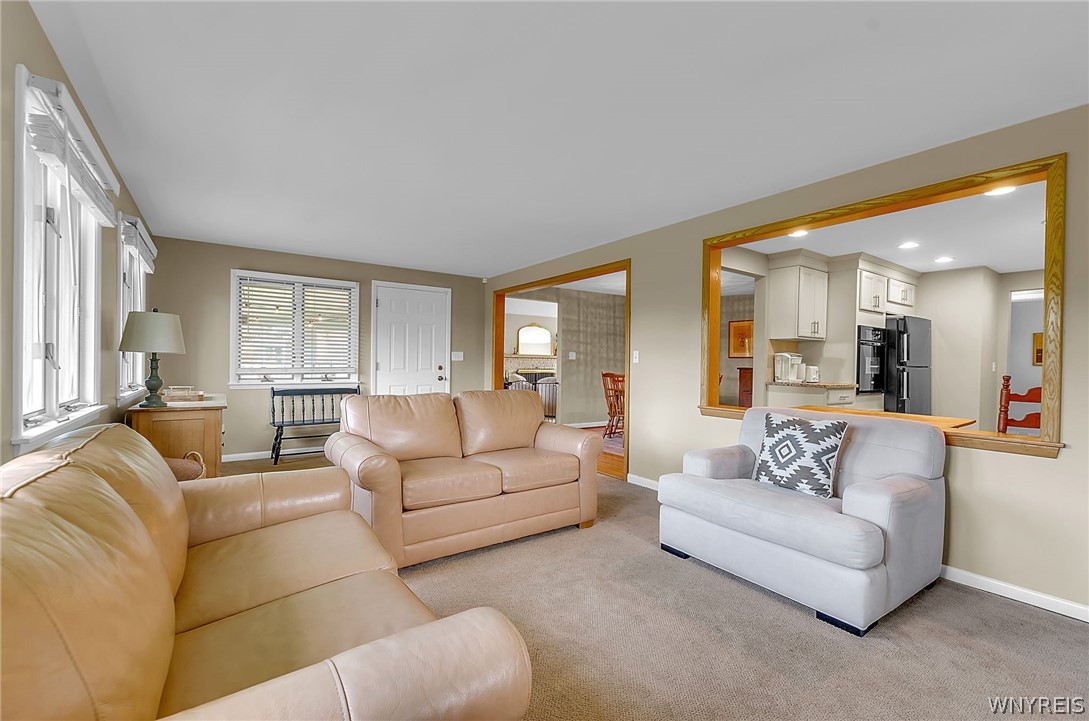 4252 Susan Drive, Clarence, NY 14221