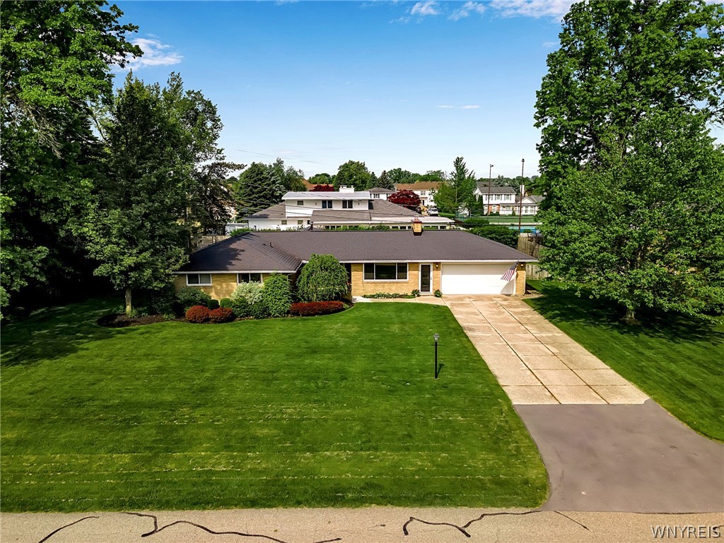 4252 Susan Drive, Clarence, NY 14221