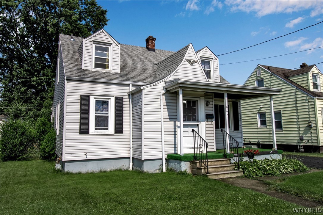 662 77th Street, Niagara Falls, NY 14304