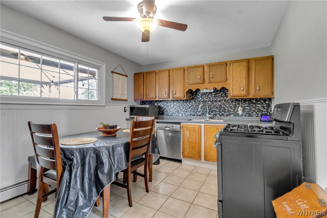 190 Marilyn Drive, Grand Island, NY 14072