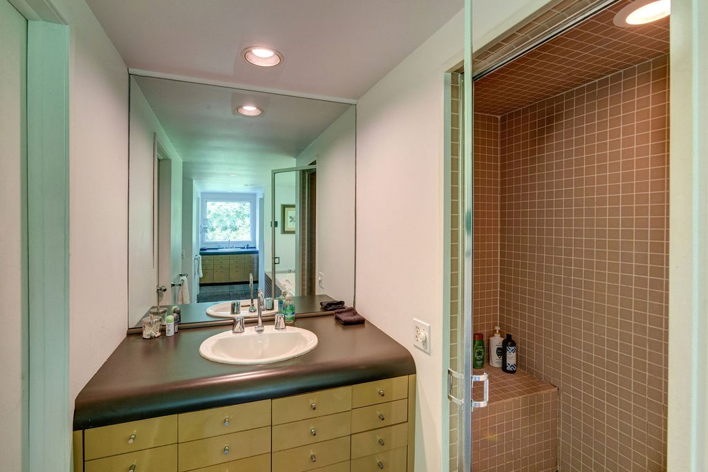 233 Woodchuck Road, Roxbury, NY 12474