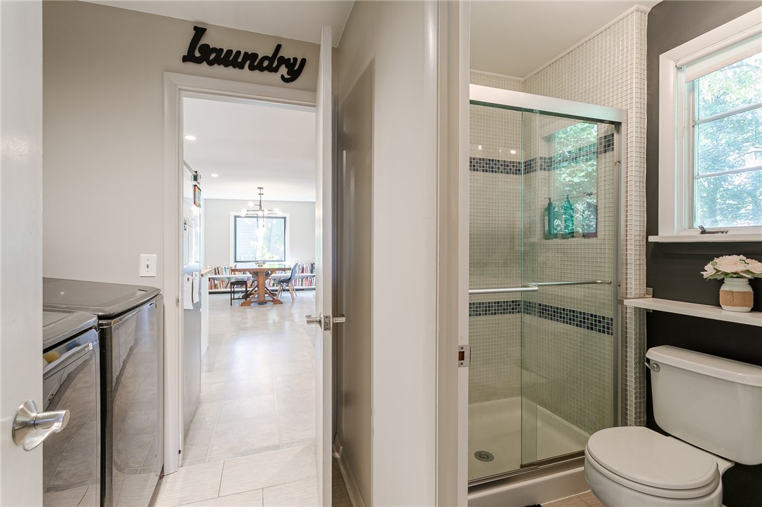 For Sale 516 Colebrook Drive, Irondequoit, NY 14617 4 Beds / 2 Full Baths 264,900