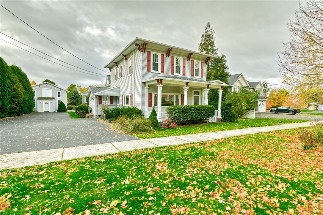 For Sale 8398 Bay Street, Sodus, NY 14555 3 Beds / 2 Full Baths / 1