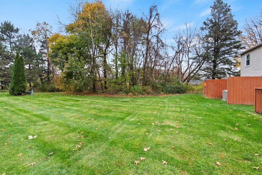 For Sale 80 Old Pine Lane, Greece, NY 14615 2 Beds / 1 Full Bath / 1