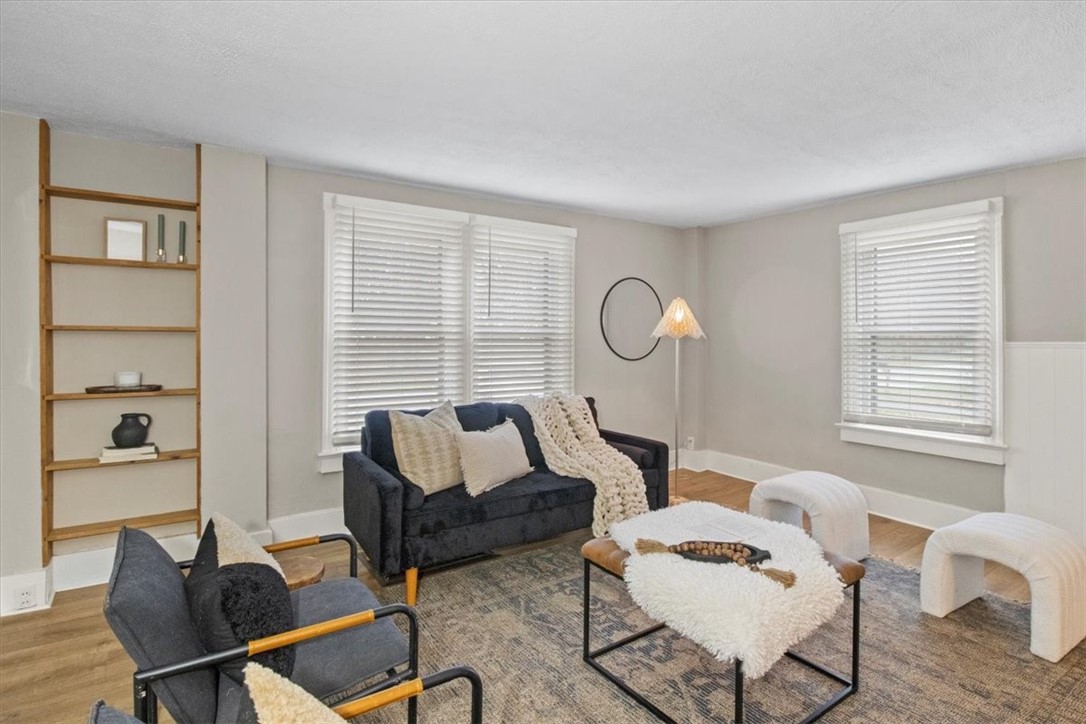 For Sale 346 Westside Drive, Gates, NY 14624 2 Beds / 1 Full Bath