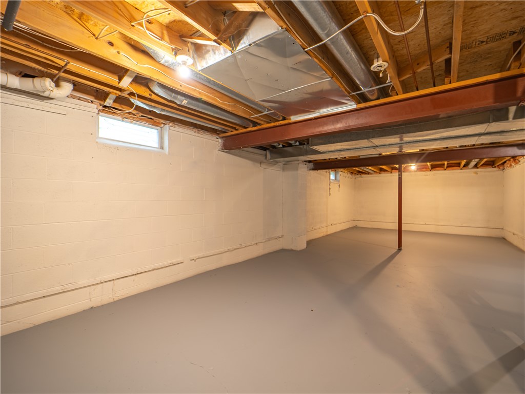 35 Atwood Drive, Gates, NY 14606