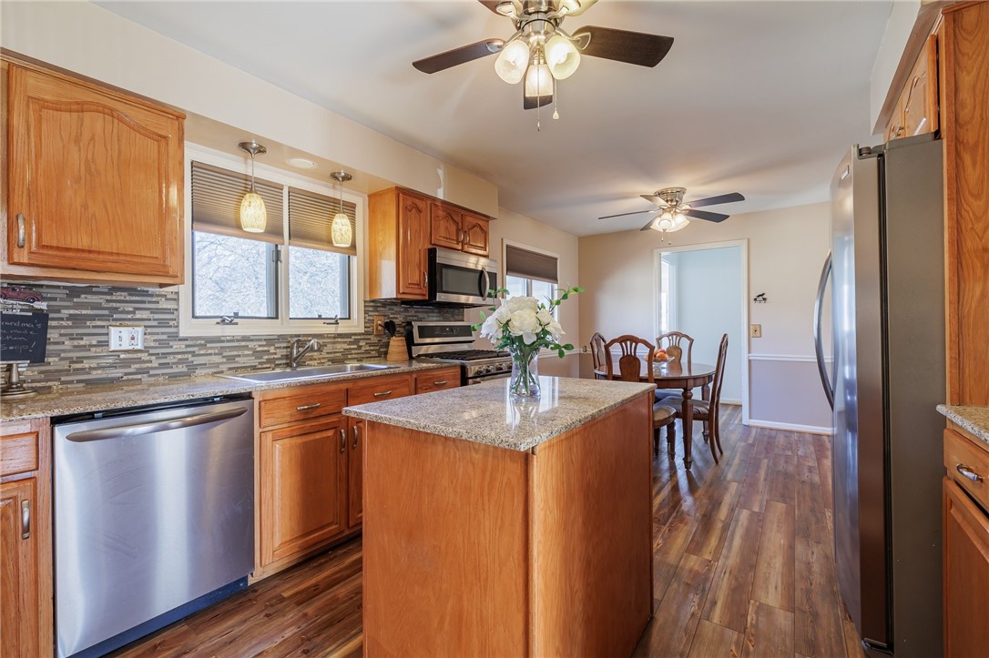 918 Weiland Road, Greece, NY 14626