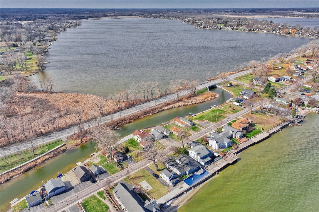 2197 Edgemere Drive, Greece, NY 14612