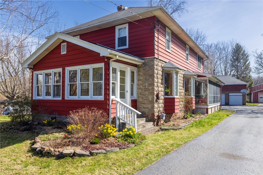 6604 Lakeside Road, Ontario, NY 14519