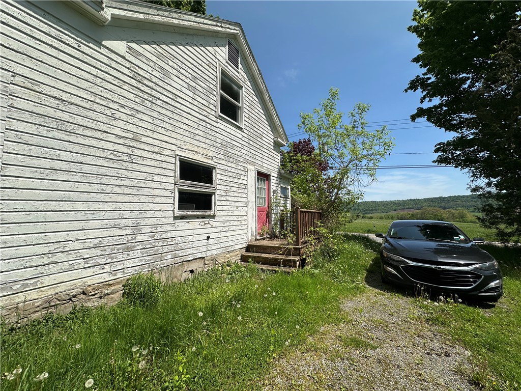 5643 West Road, Stockbridge, NY 13409